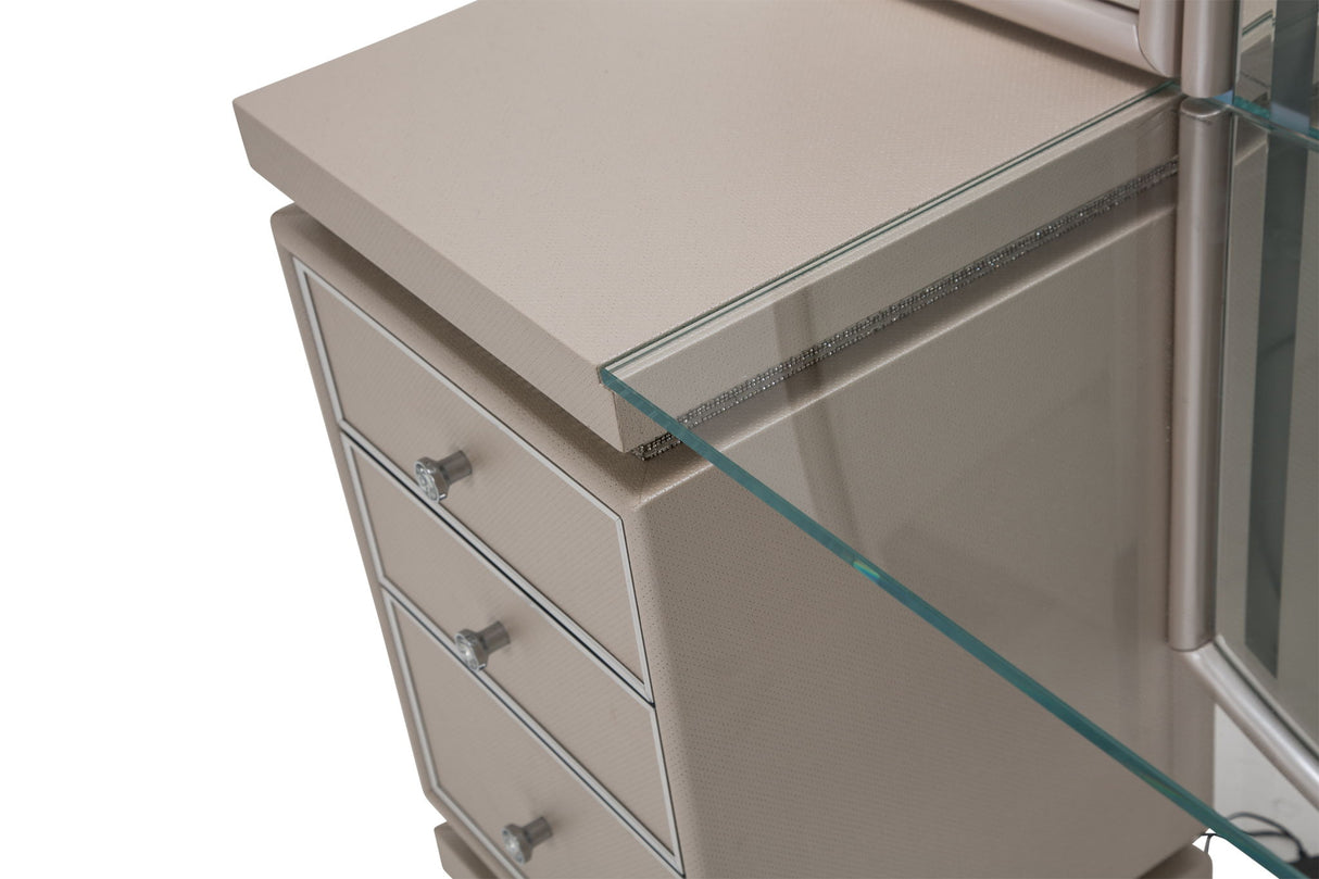 Glimmering Heights - Upholstered Vanity - Ivory