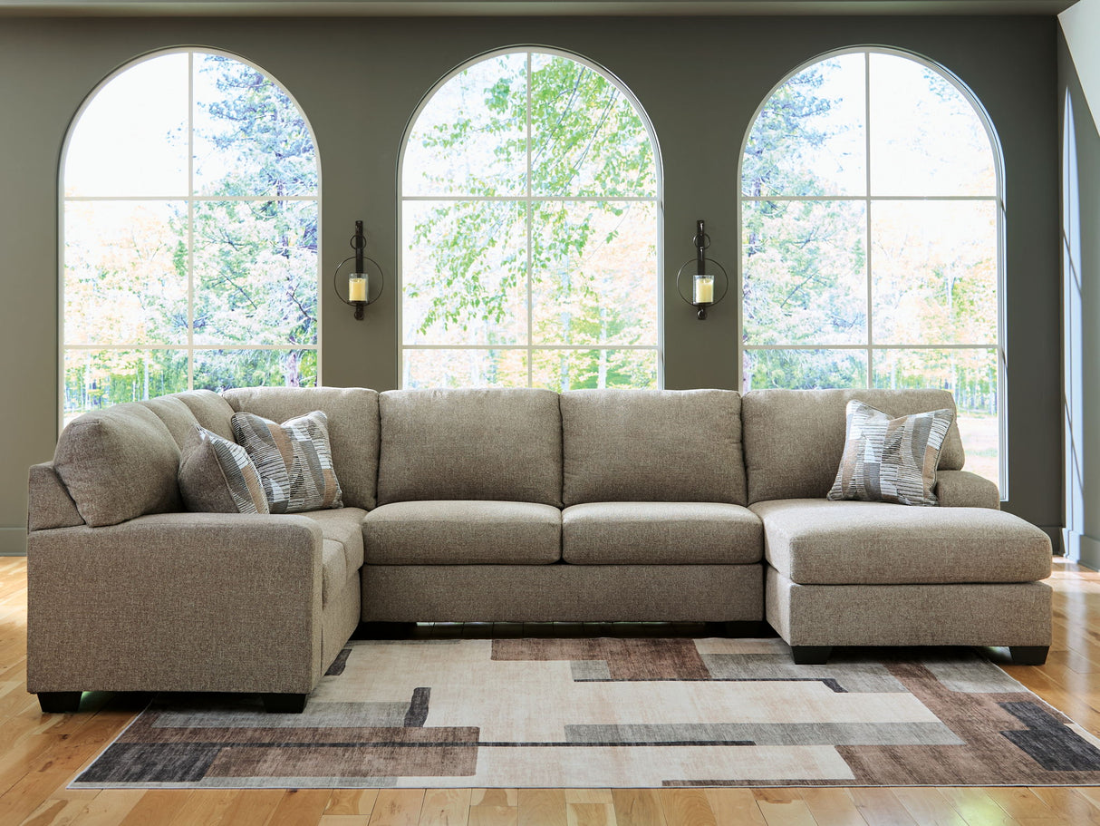 Newellen - 3 Piece Sectional