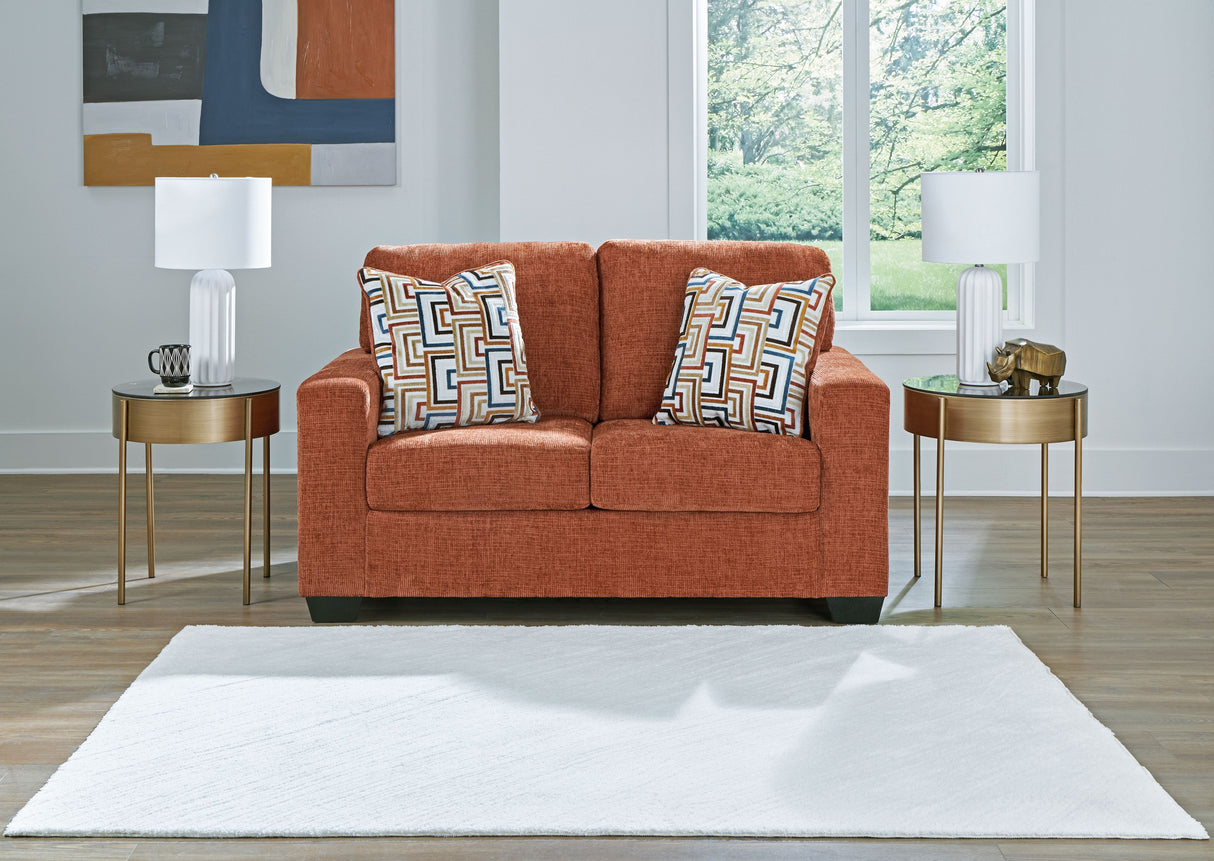 Aviemore - Loveseat alternate view 8