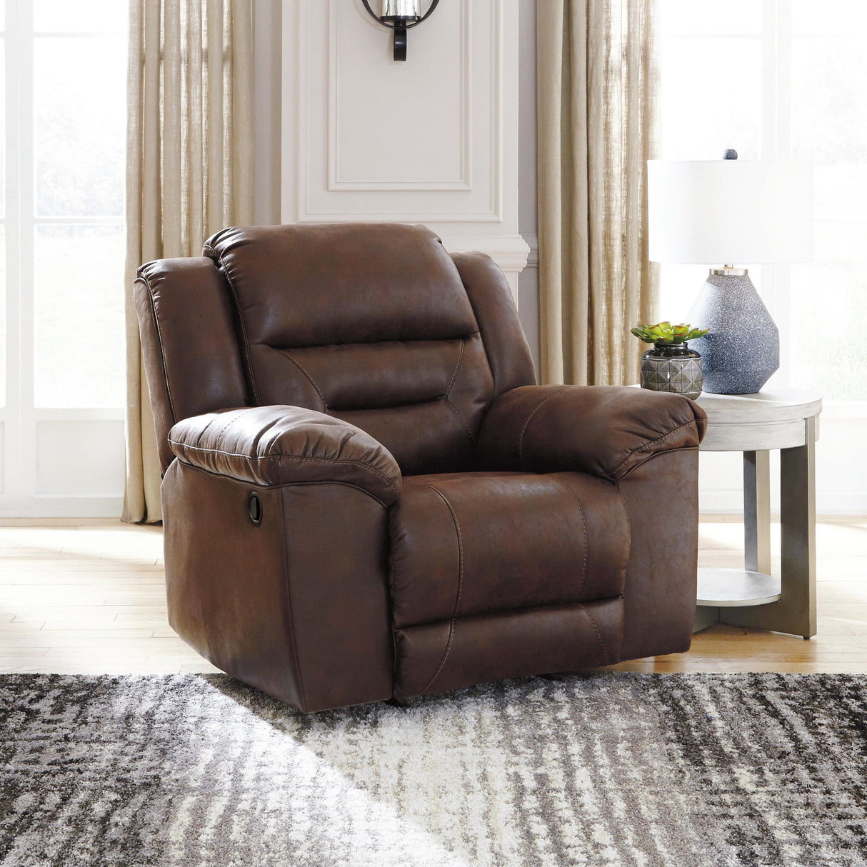 Stoneland - Sillón Reclinable Mecedor