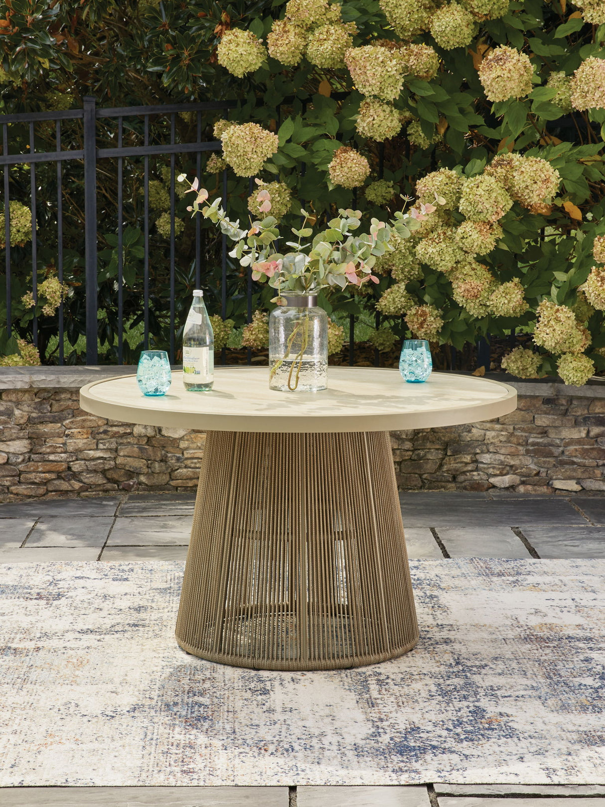 Mesa de comedor para exteriores Orchard Beach - Beige