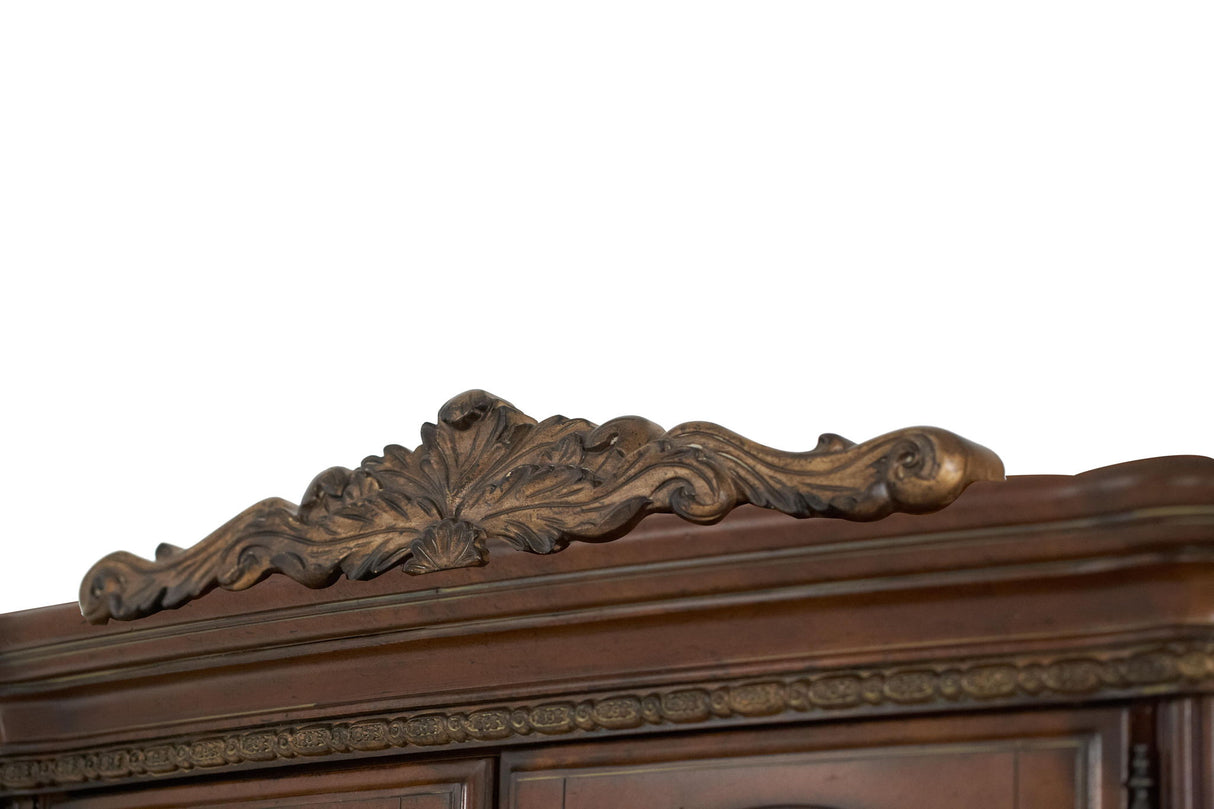 Villa Valencia - China Buffet Cabinet - Classic Chestnut