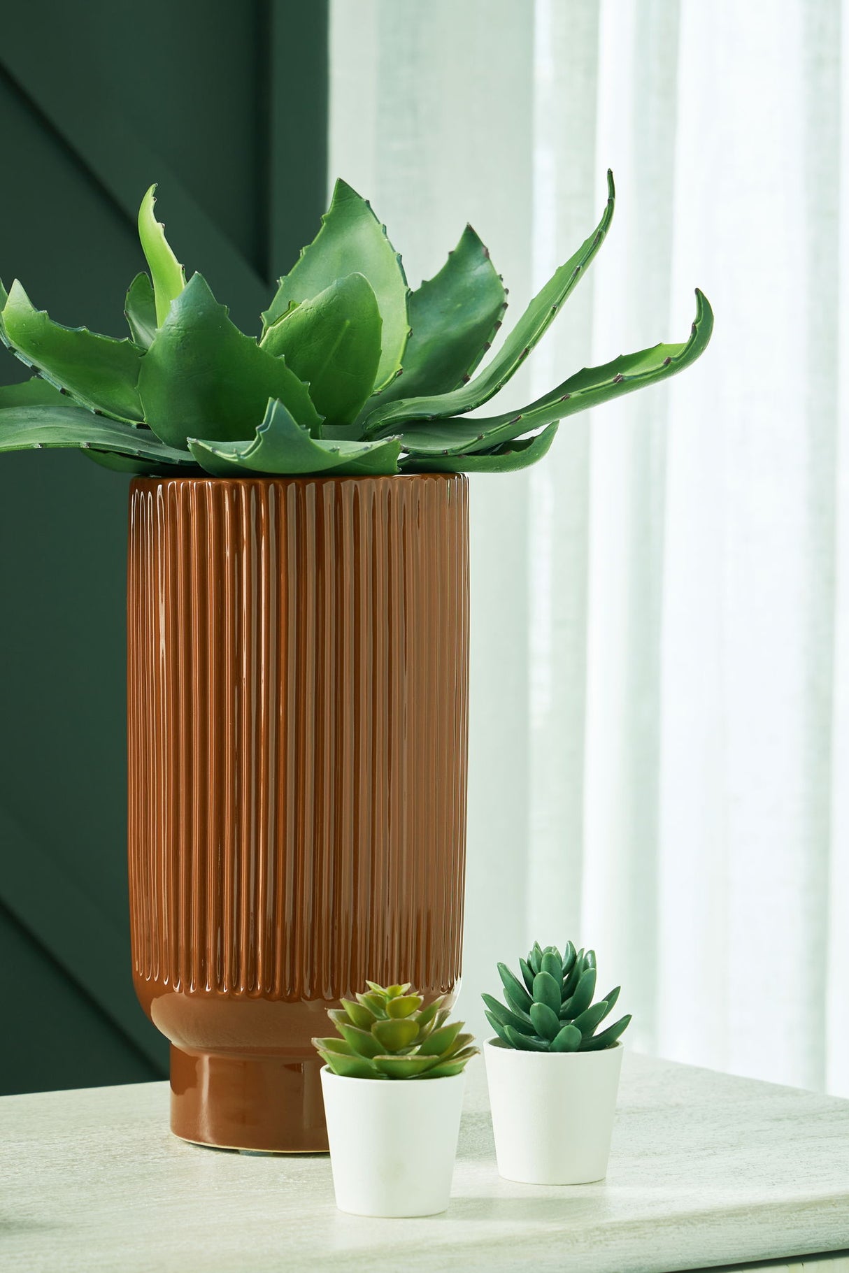 Avalyah - Vase alternate view 8