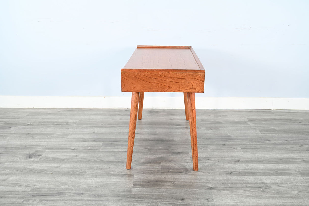 American Modern - 48" Desk - Cinnamon