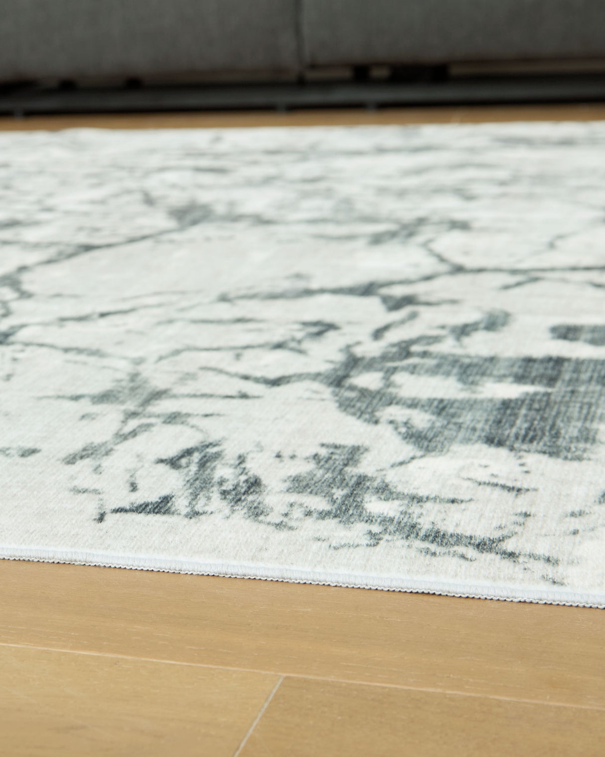 Tobinbury - Washable Rug