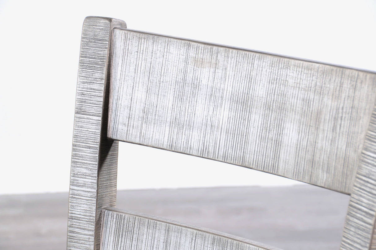 Homestead Hills - Silla de comedor con respaldo de escalera (Juego de 2) - Hoja de tabaco / Gris alpino