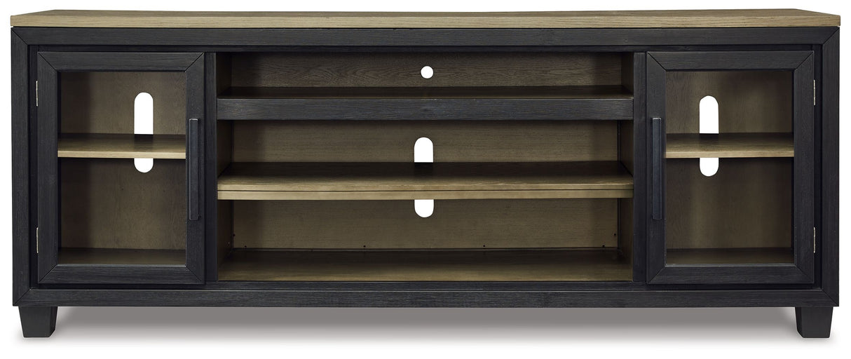 Foyland - XL TV Stand w/Fireplace Option - Black / Brown