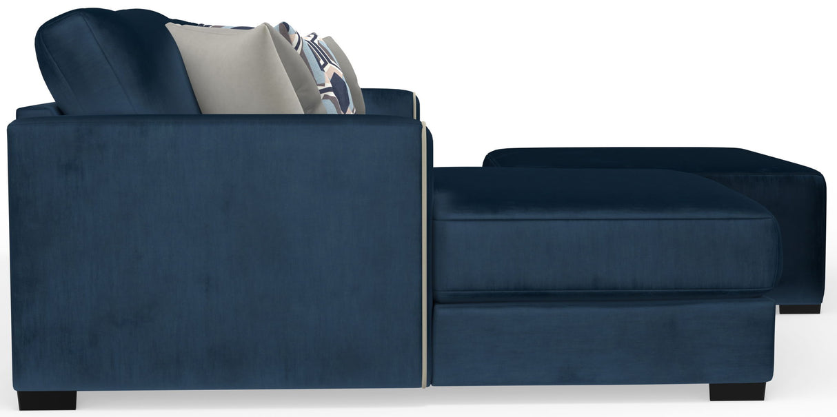 Jetson - Sectional With Comfort Coil Seat Cushions, Included Accent Pillows & Cocktail Ottoman