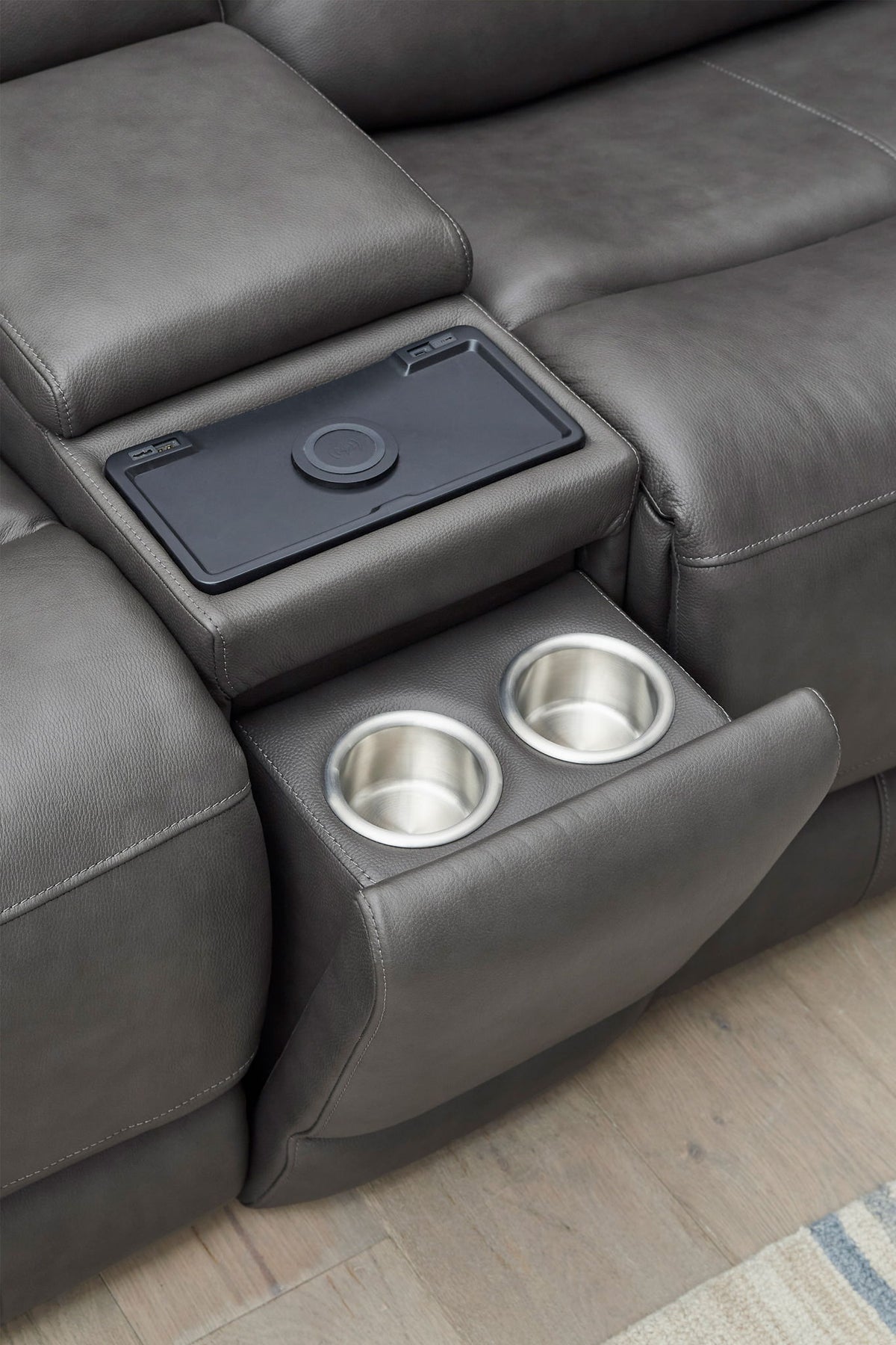 Seccional reclinable eléctrico Belmont - Zero Gravity con reposacabezas ajustables eléctricamente