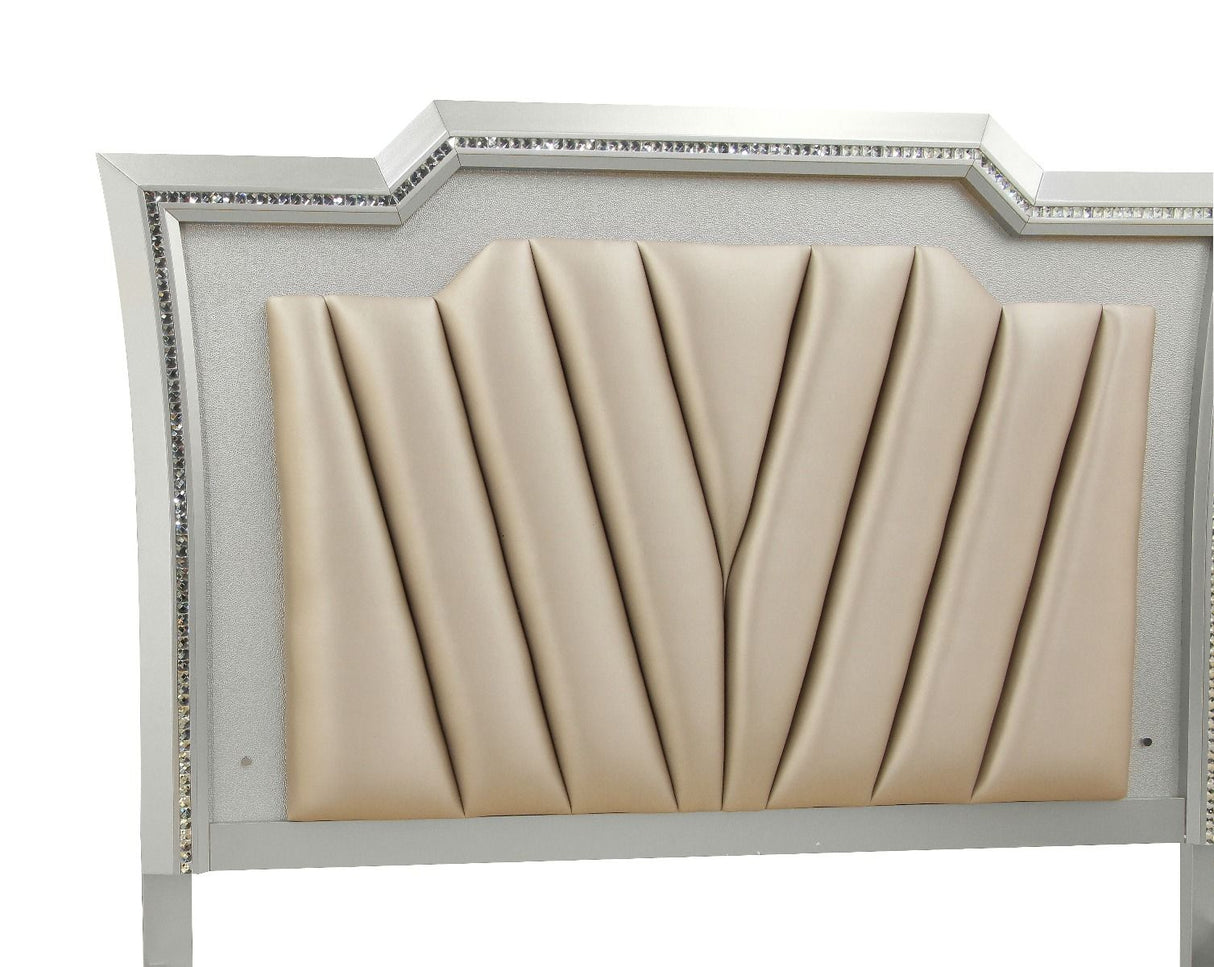 Kaitlyn - Cama (cabecero LED)