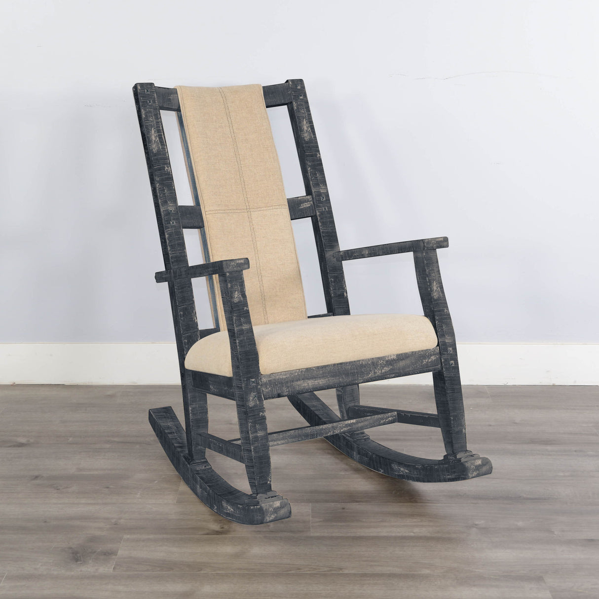 Marina - Mecedora con asiento y respaldo acolchados