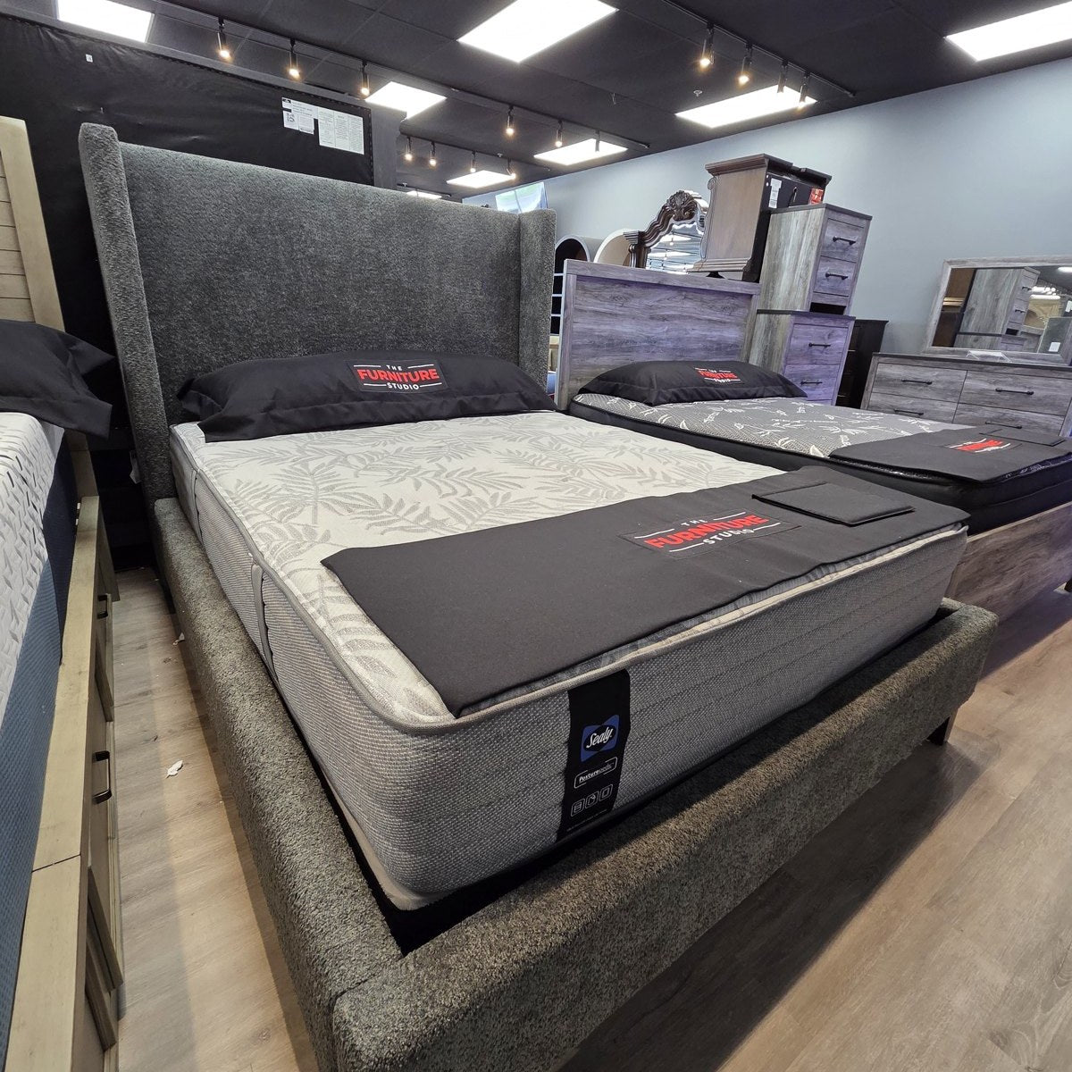 Sealy Posturepedic Plus Tight Top Medium Firm mattress