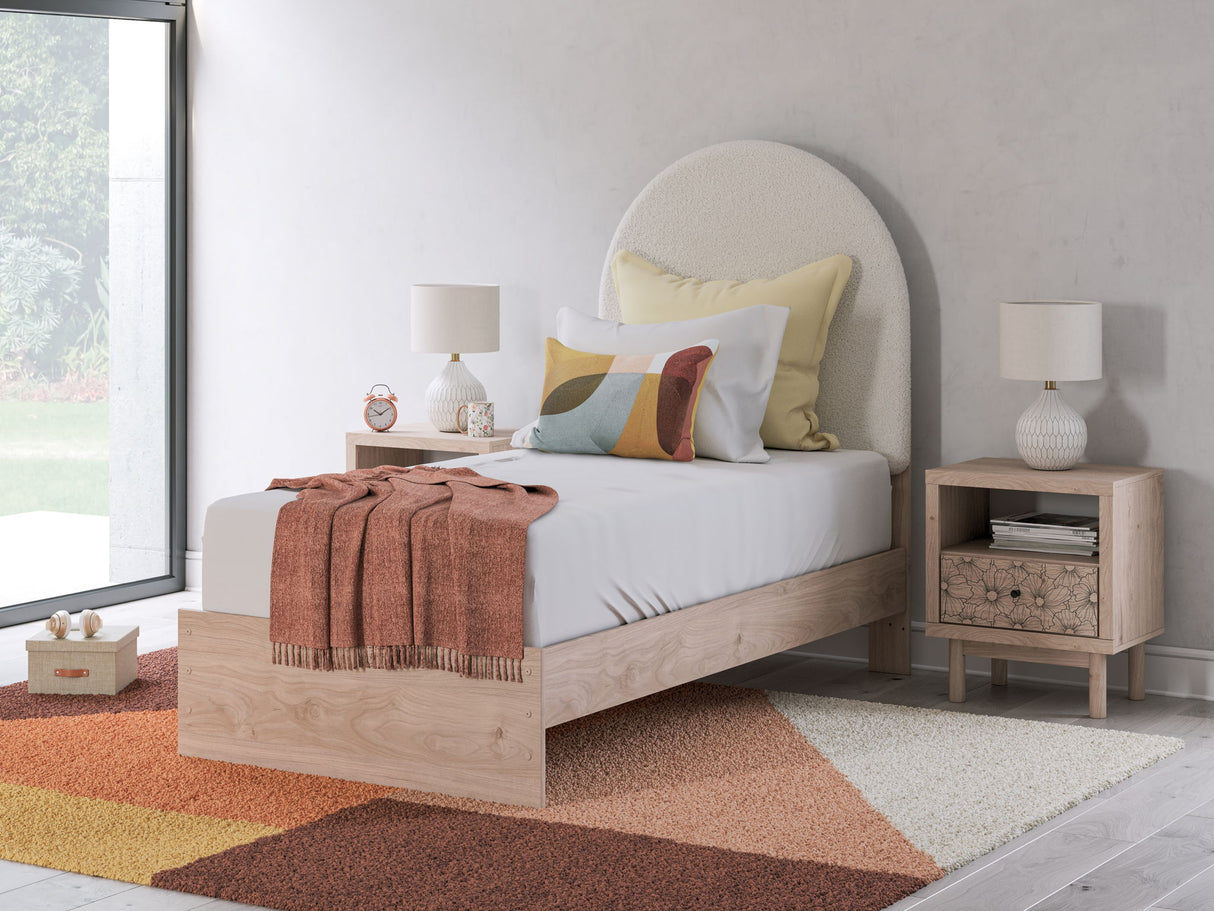 Arloster - Upholstered Panel Bed alternate view 8