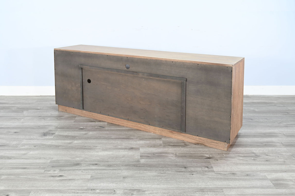 Consola multimedia de caña de 78" con inserto de chimenea eléctrica de cristales de imitación