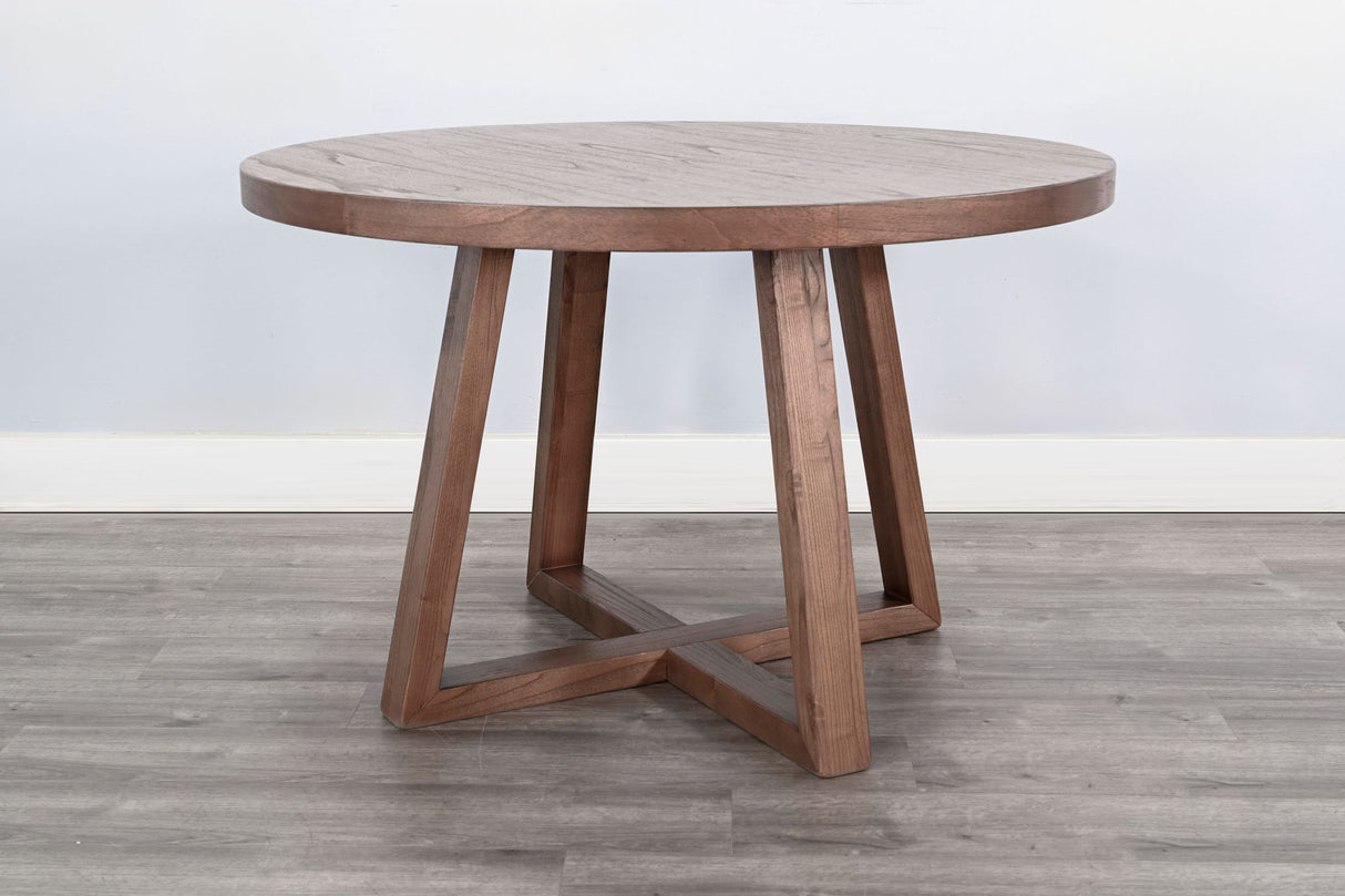 Mia - Round Table