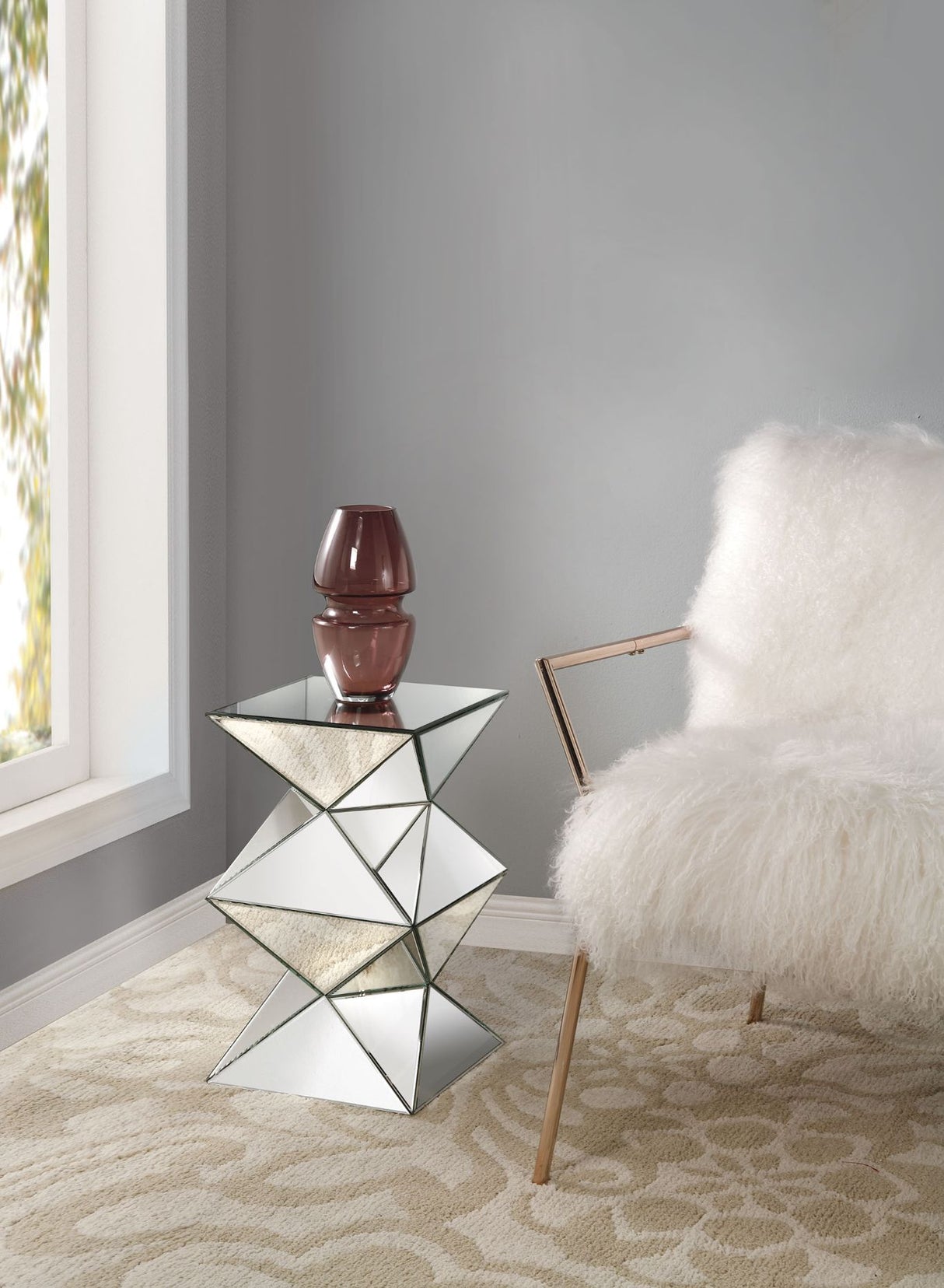 Dominic - 20"H Pedestal Stand - Mirrored