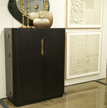 Haldenwick - Bar Cabinet - Black