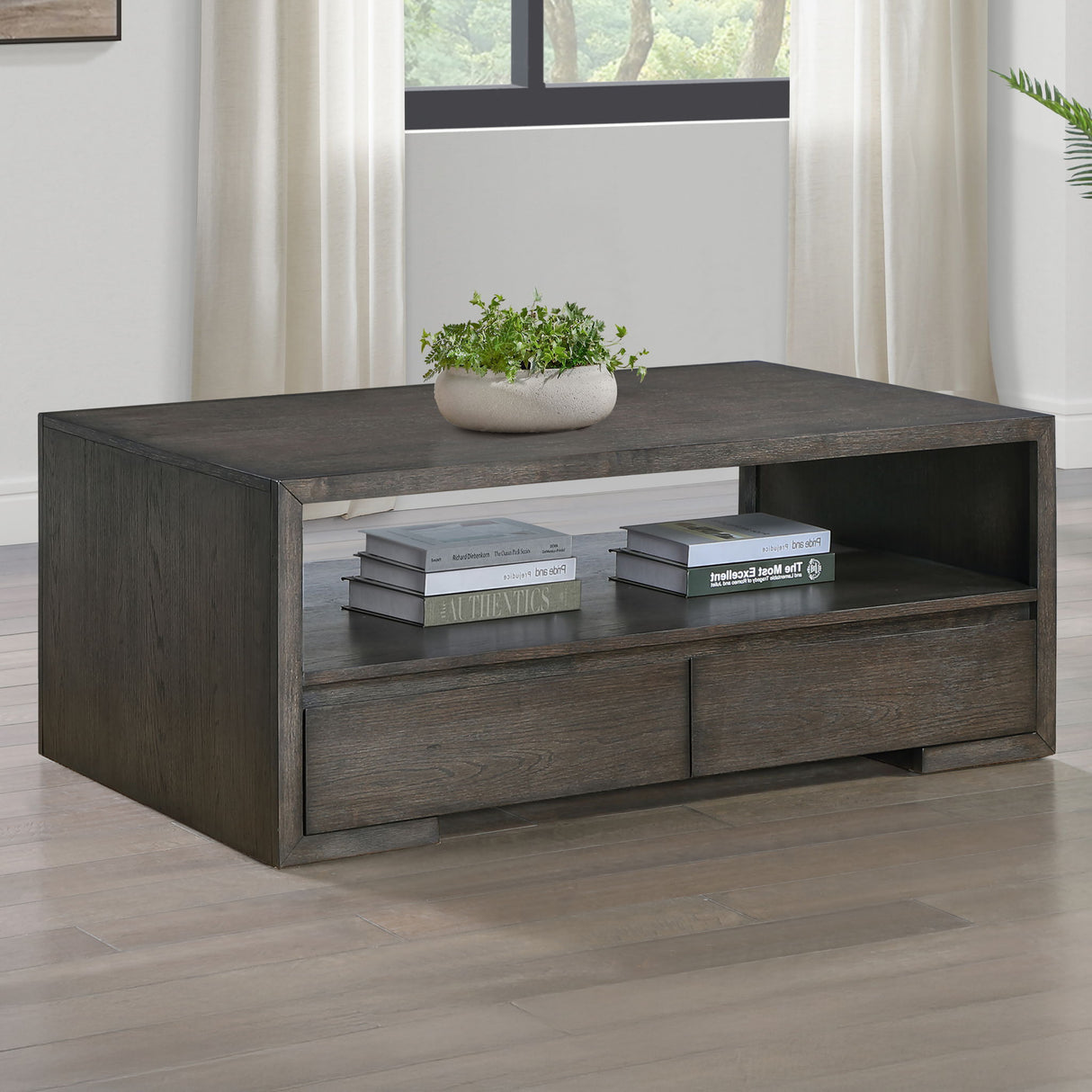 Evan - Table