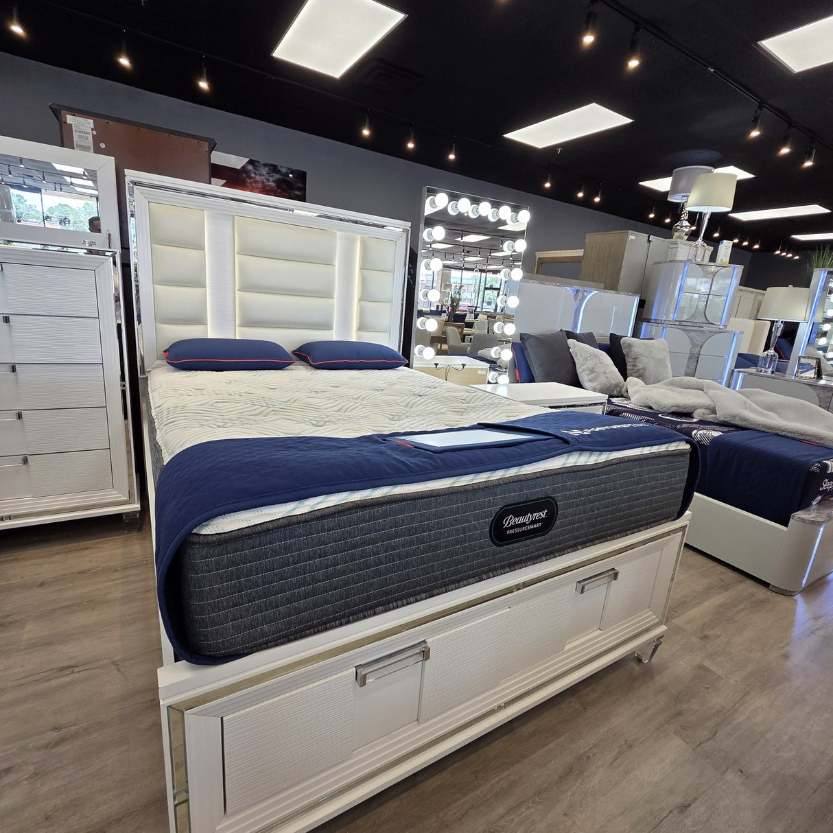 Simmons Beautyrest Plush Queen mattress