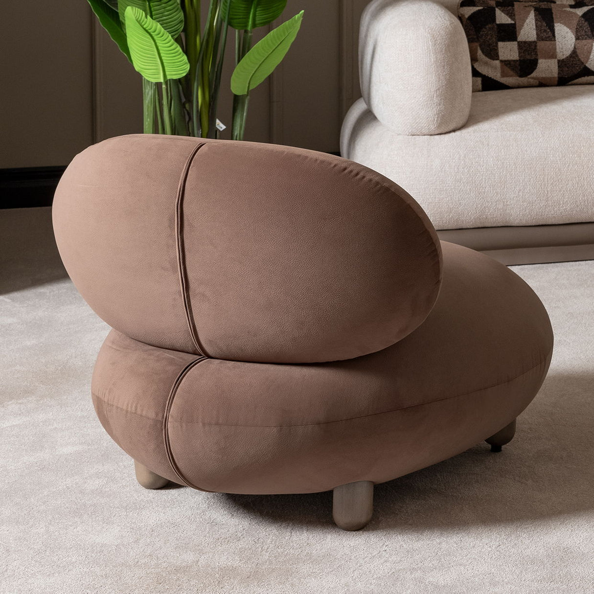 Bristol Point - Accent Chair - Fawn / Saddle Brown